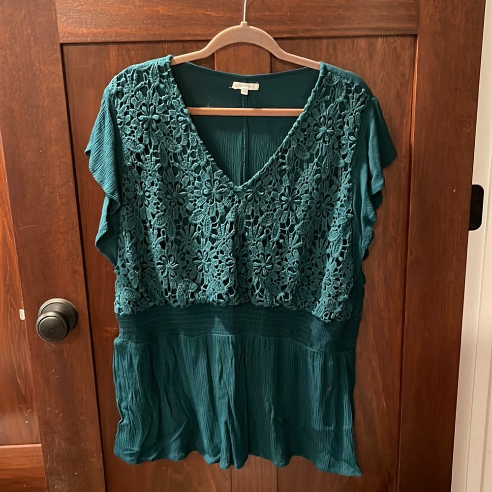 Maurices dark green shirt. Size 2xl EUC